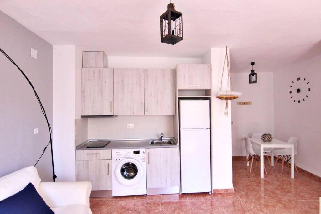 Precioso Piso Soleado, Con Vistas A Monumento. Wfi Apartment Almunecar Exterior photo